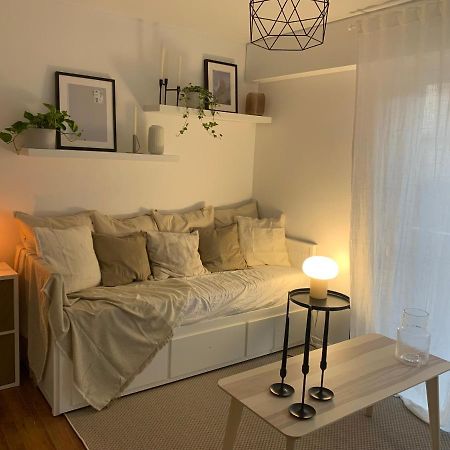 Studio Tivoli La Tour Дижон Екстериор снимка